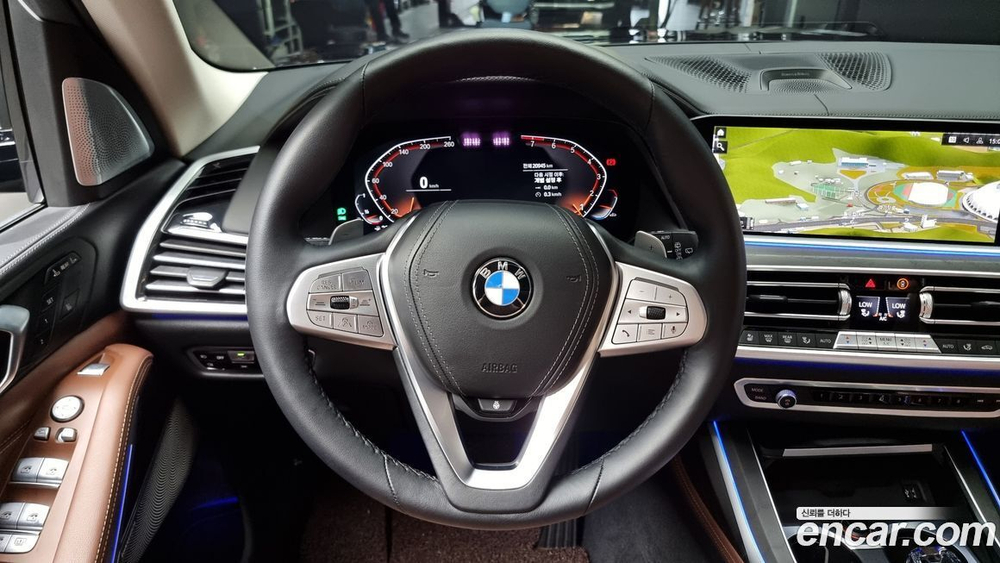 BMW X7 (G07) xDrive 40i Design Pure Excellence 7-и местный (07.2021)