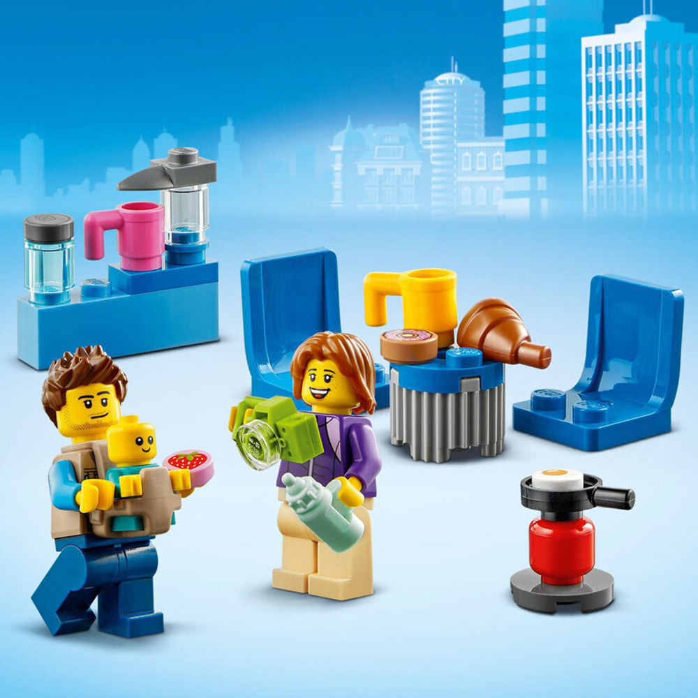 Конструктор LEGO City 60283 Отпуск в доме на колёсах