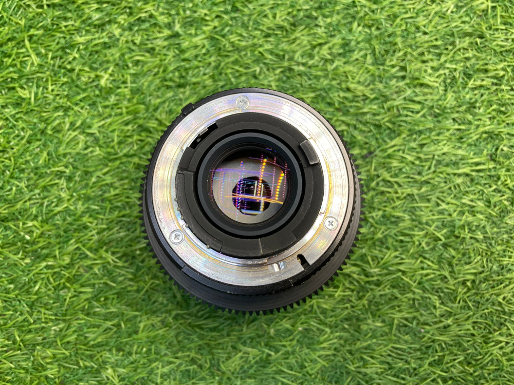 Carl Zeiss Distagon T* 2/35 ZF 2