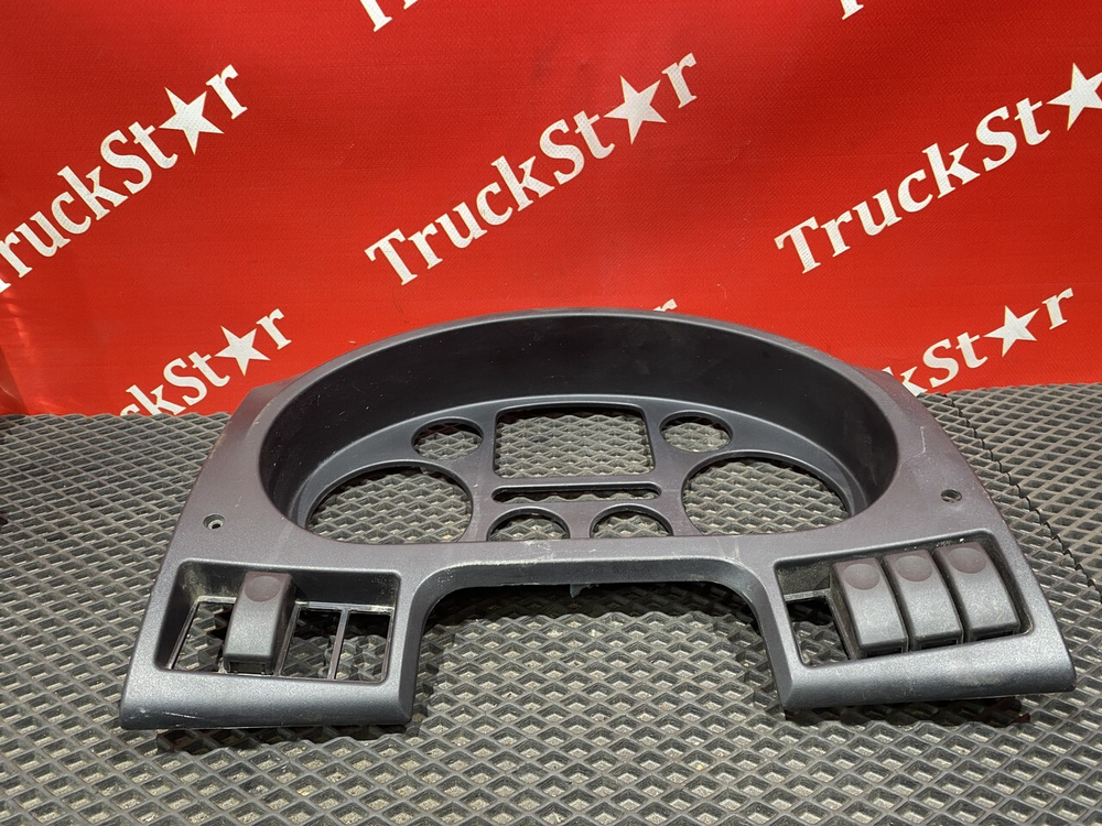 Накладка панели приборов 2020г