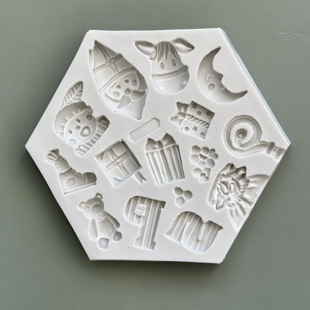 Молд силиконовый "Шестиугольник. Рождество и подарки" / Форма силиконовая для праздничного декора: Подарки, сапожок, мишка, ослик/ Молд для мыла, глины, воска и гипса