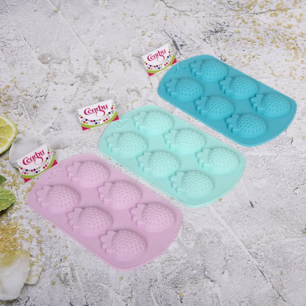 Форма для льда силиконовая «Клубнички» 19*11см