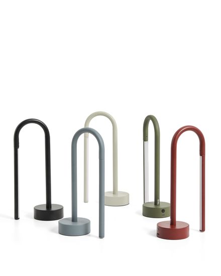 Переносная настольная лампа Bow из синего алюминия