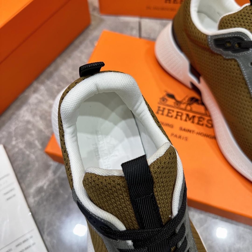 Кроссовки Hermes