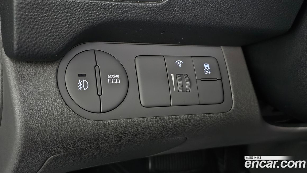 Hyundai The New Grand Starex Van 3-х местный (12.2019)