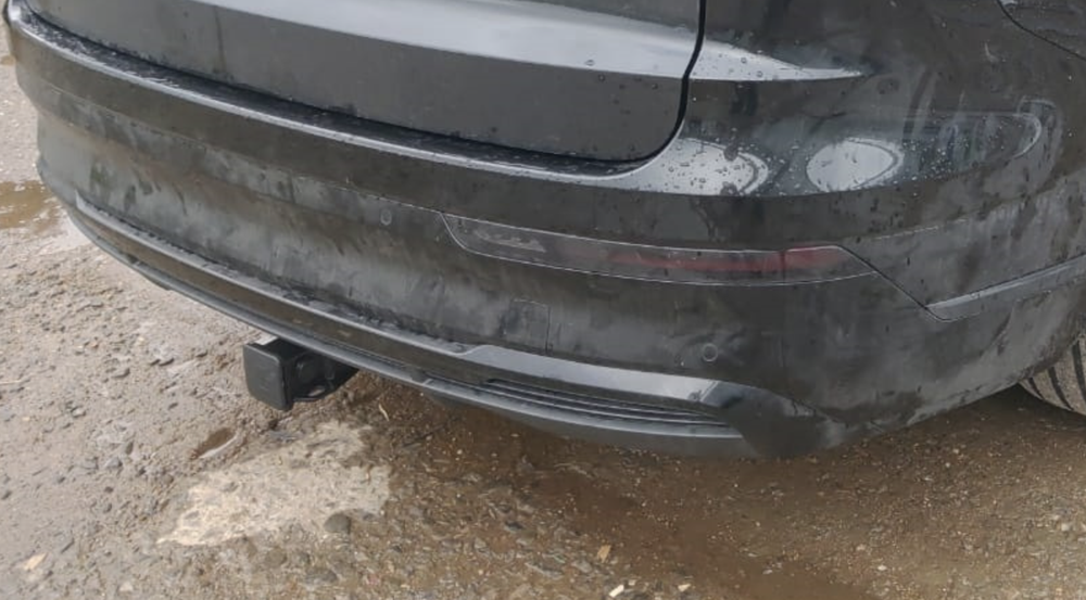 Фаркоп под квадрат для Lynk&Co 09, 2021-, Бизон.FA 0999-E