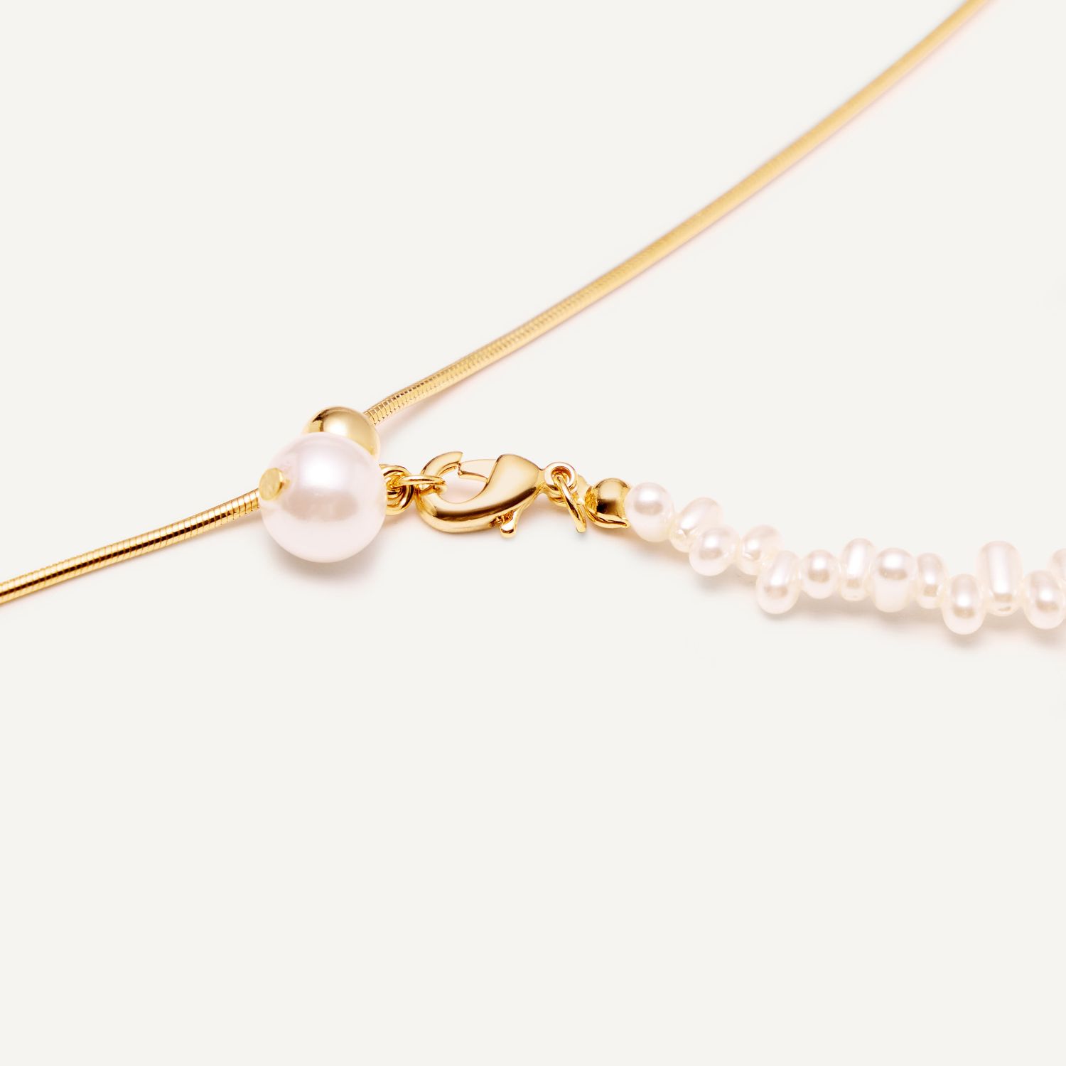 Колье Pearly Mess Necklace – Gold