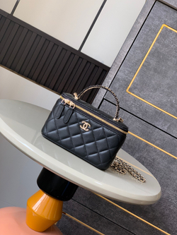 Chanel Bag 19 cm