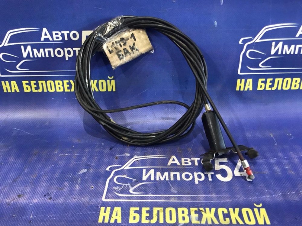 Трос лючка бензобака MITSUBISHI PAJERO 1990