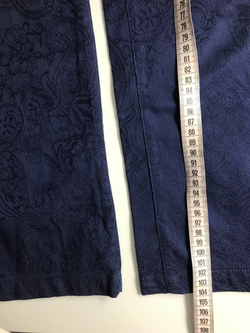 Брюки с красивыми едва заметными узорами, маркировка 46/48, визуально 52 размер