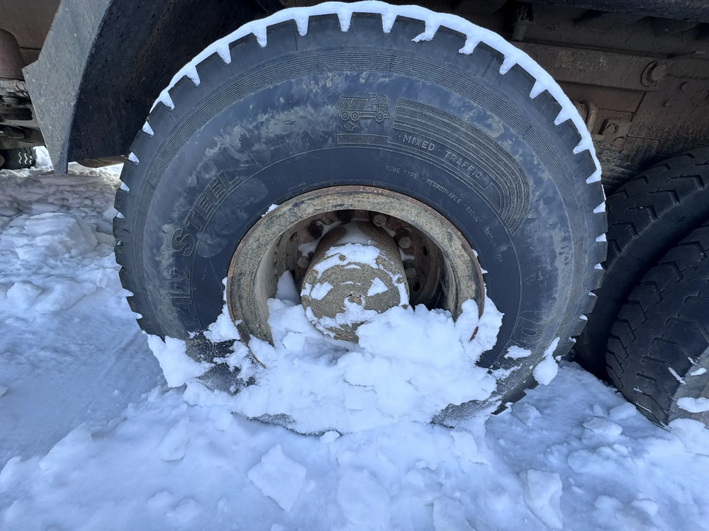 DongFeng KC 6x4 Самосвал KC (Дизельный, 8,9 л, 333 л.с., МТ)