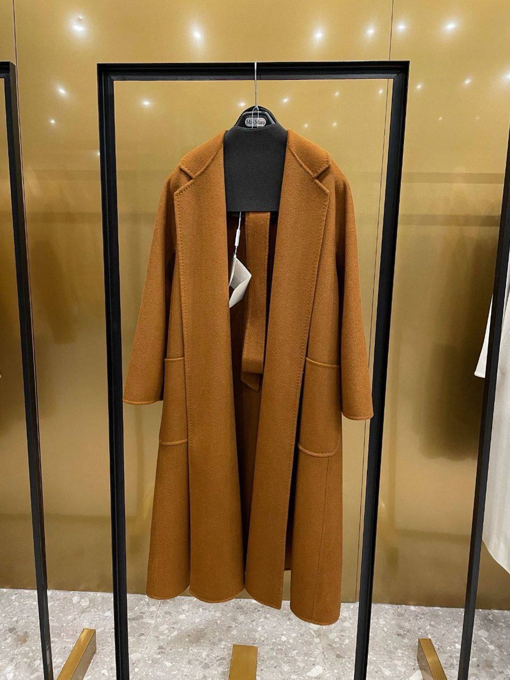 Пальто MaxMara