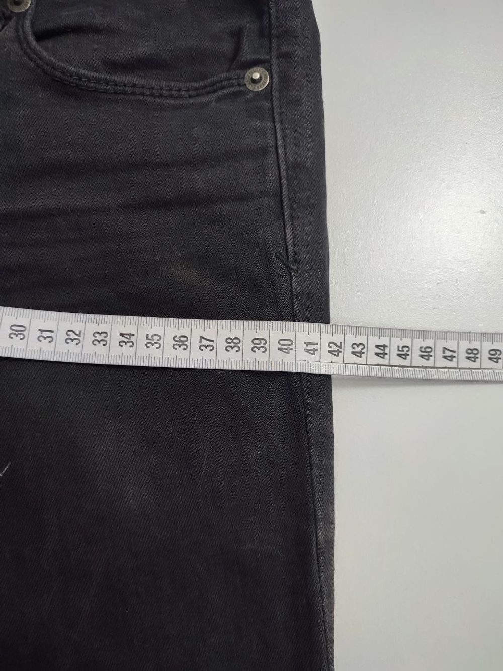 Джинсы American Eagle темные 40 размер