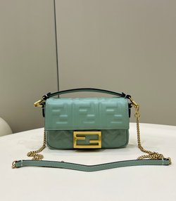 Fendi Baguette 19 cm