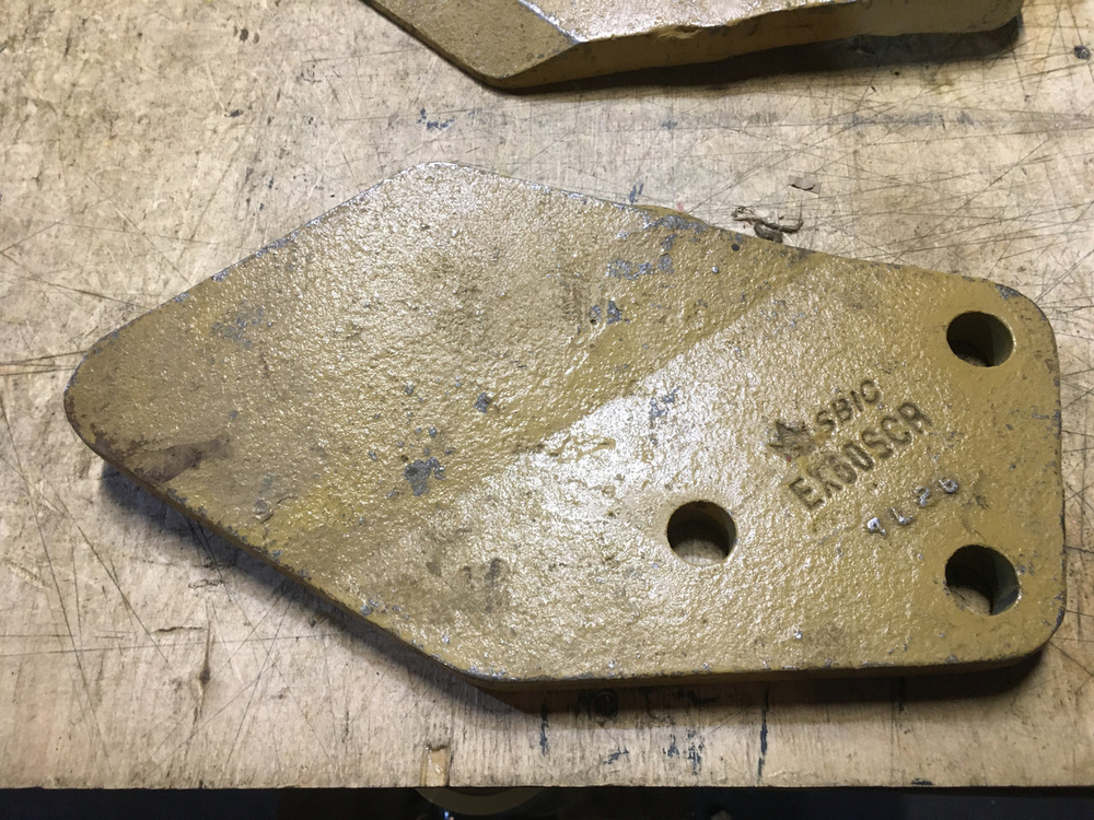 Бокорез Hitachi ZX70 3053595 SBIC