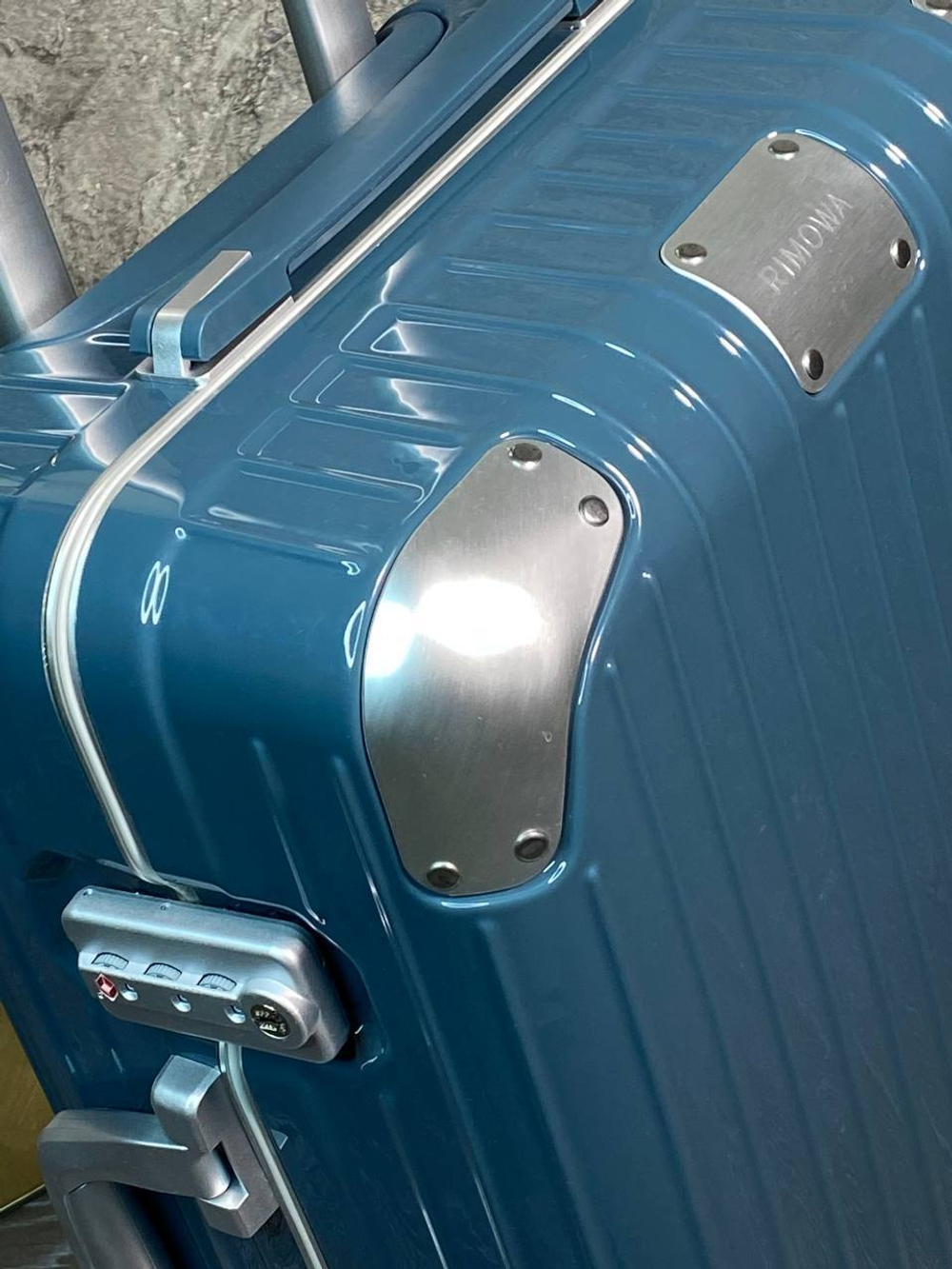 Чемодан Rimowa