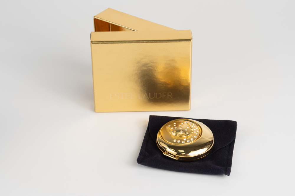 Коллекционная компактная пудра Estee Lauder «Рак»
