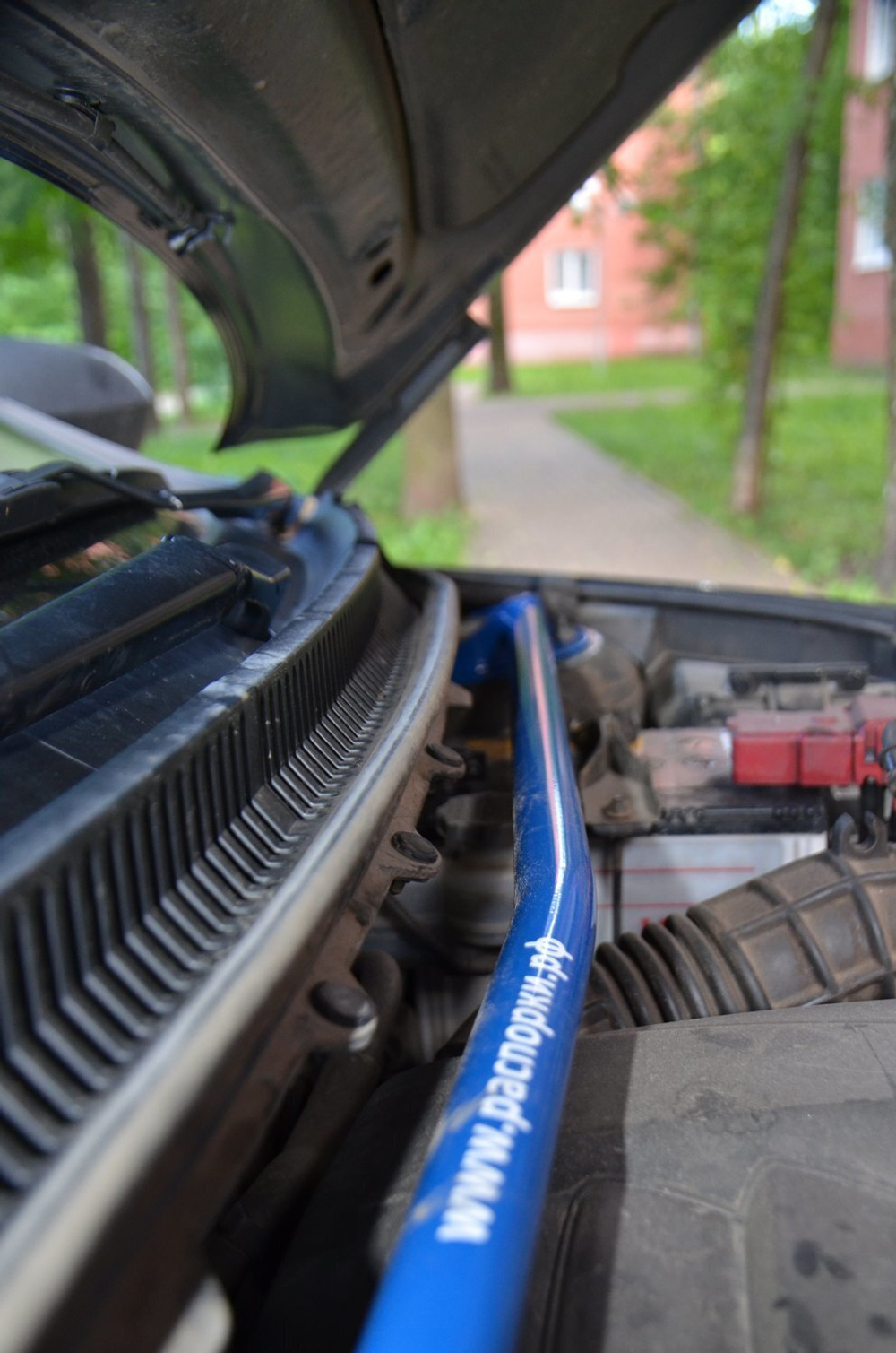 Распорка стоек (цельная) Suzuki Kizashi