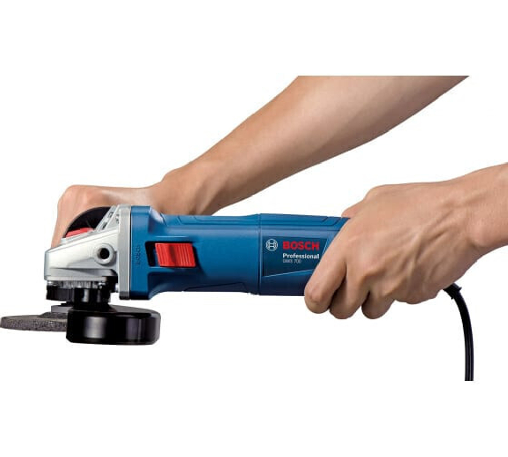 Угловая шлифовальная машина Bosch GWS 700 06013A30R0