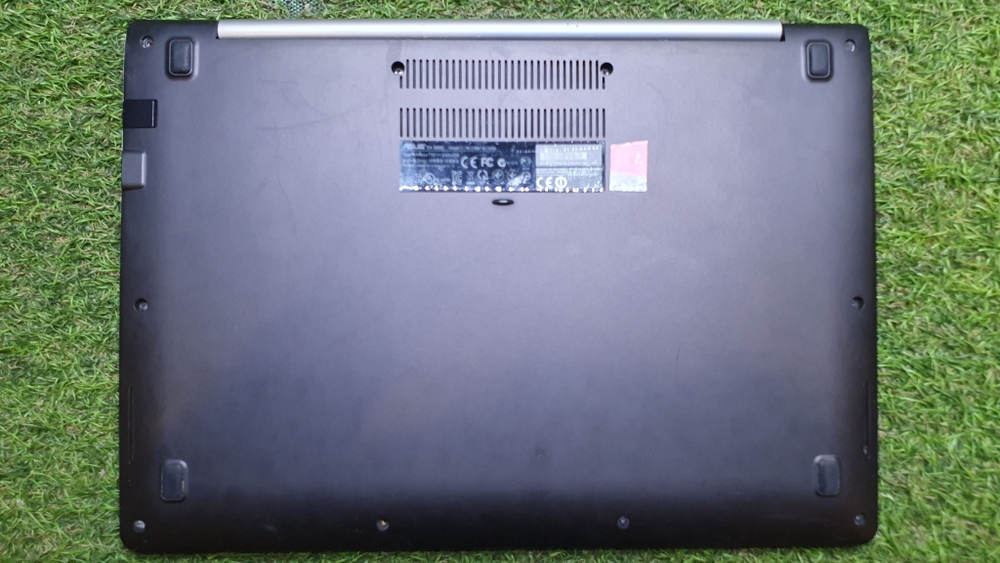 Ультрабук ASUS i5/4Gb