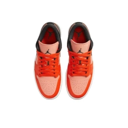 Женские кроссовки Air Jordan 1 Low SE 'Rush Orange Black' DM3379-600