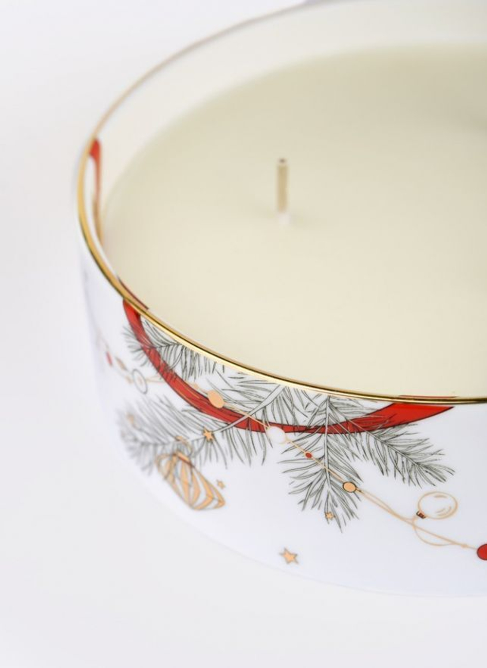 VALERIE CONCEPT Cвеча в кашпо