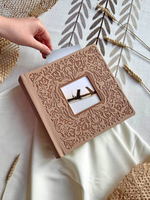 Фотоальбом Делюкс на 200 фото 10х15 см, бум. листы, книж. переплет, с окном suede beige "бежевый под замшу"