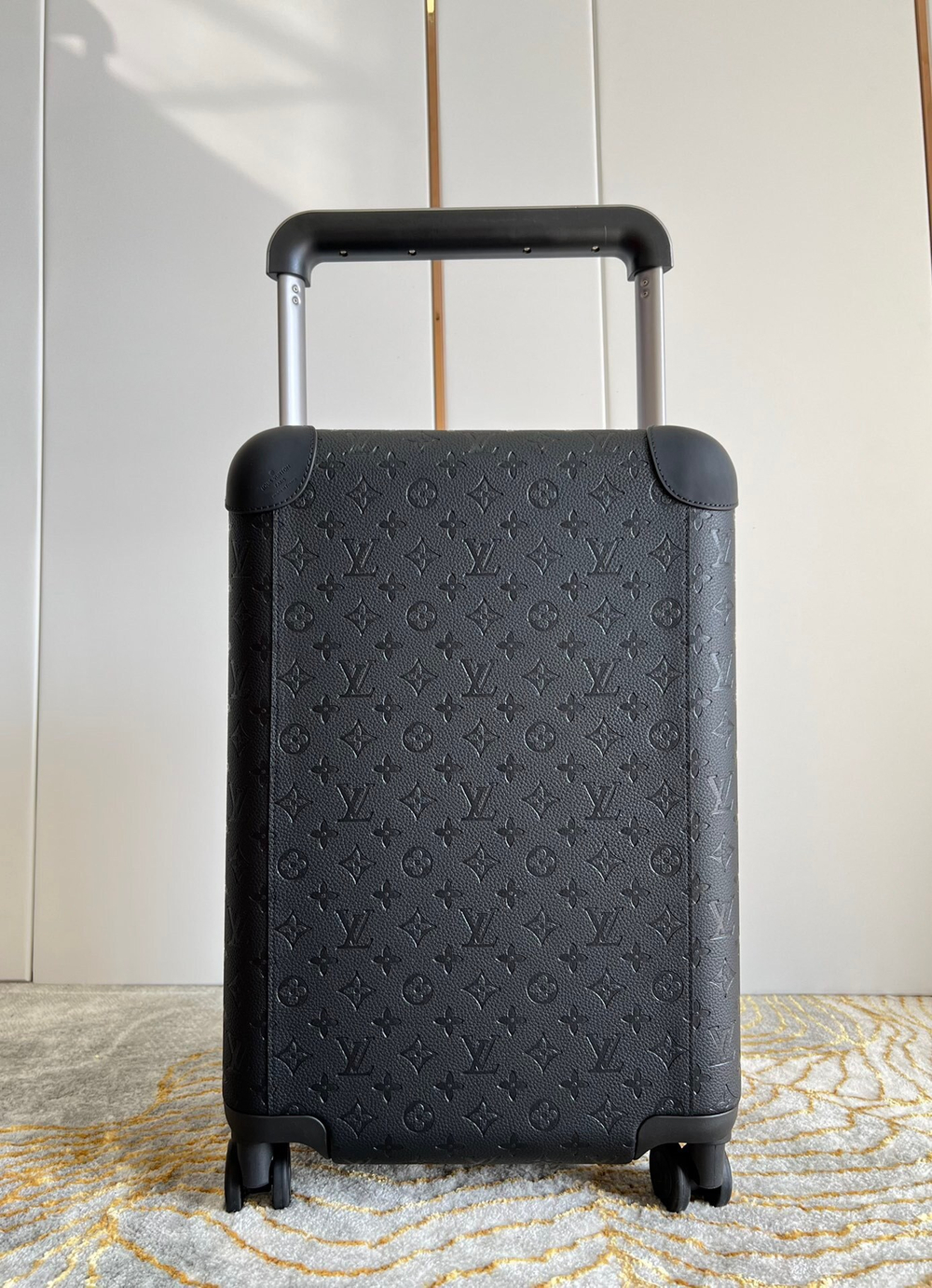 Louis Vuitton Horizon 55 Suitcase