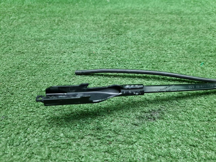 Поводок дворника правый BMW 3er G20 (2018-н.в.)