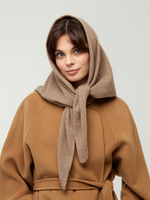 Оренбургский платок-косынка К820-29 т.бежевый