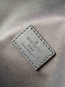 Louis Vuitton Discovery Backpack MM