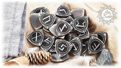 Скандинавские руны "Нордлинги" из кедра