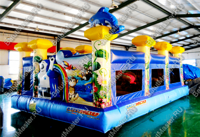 Надувной батут "Белый мишка" 7*5*2.7 м