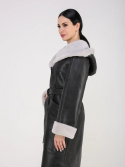 Дубленка зимняя натуральная с капюшоном длинная