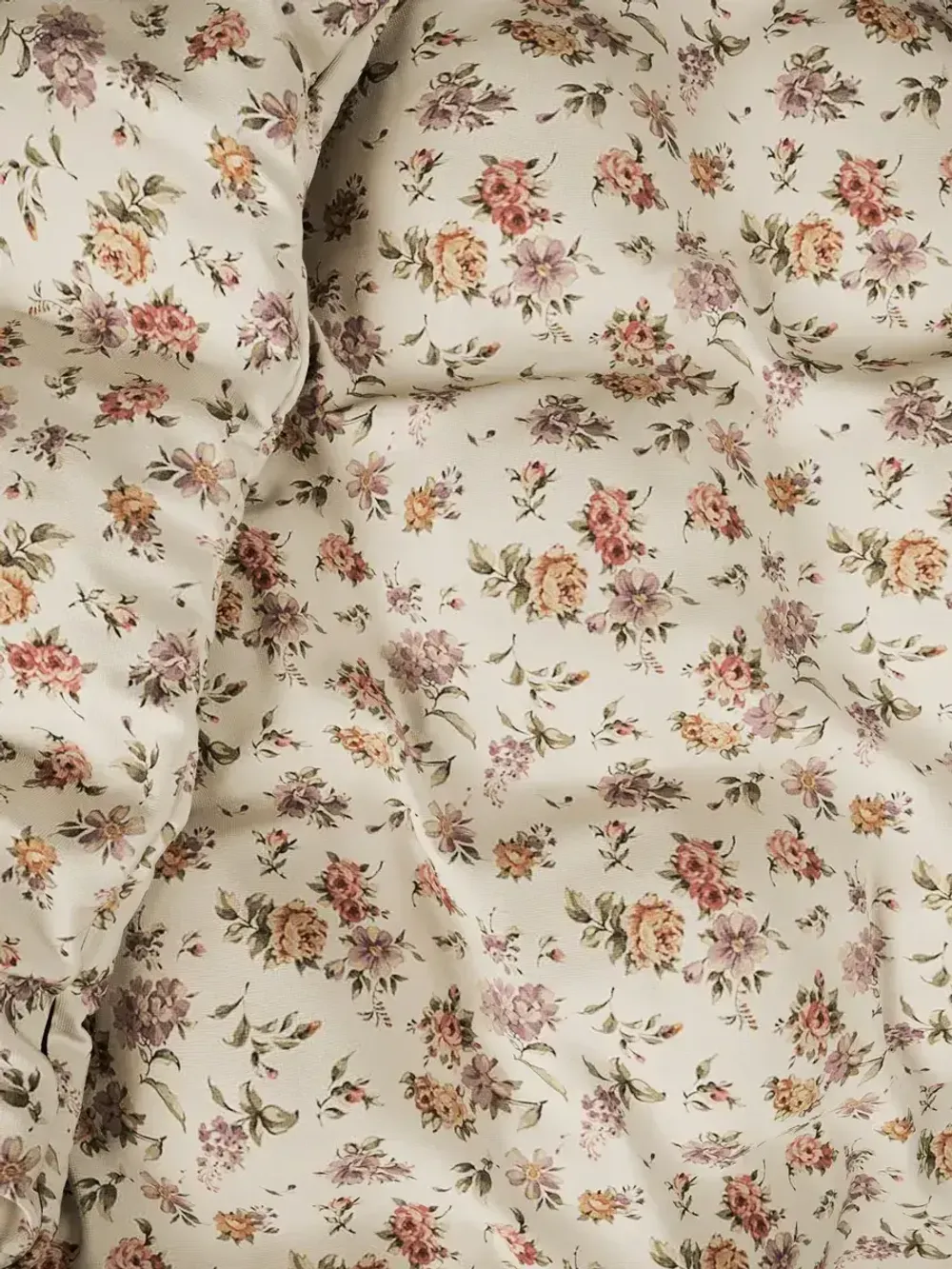 Декоративная наволочка с рюшами, оборками "Виктория" 40х60 см, 1 шт, без молнии