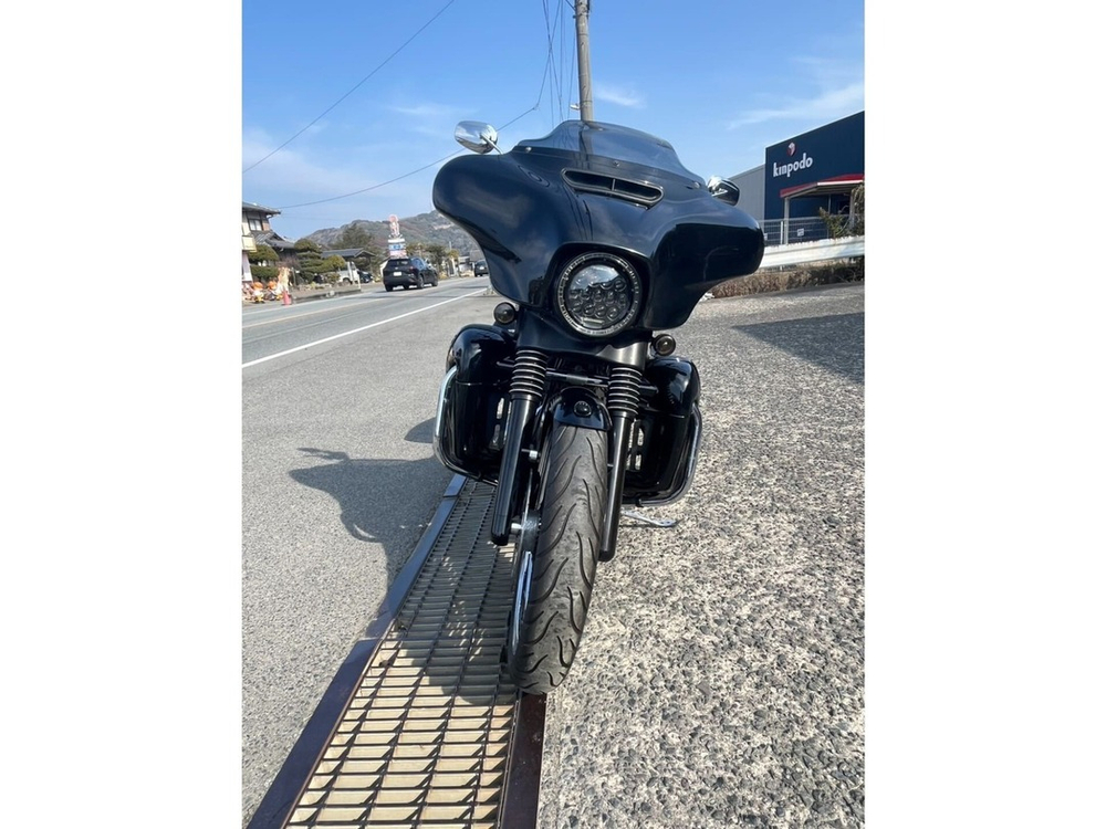 Harley-Davidson Street Glide FLHX 1690 2013