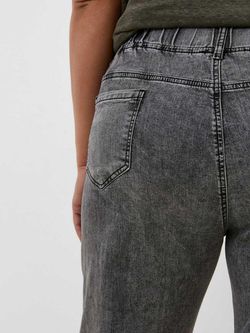 Джинсы на резинке