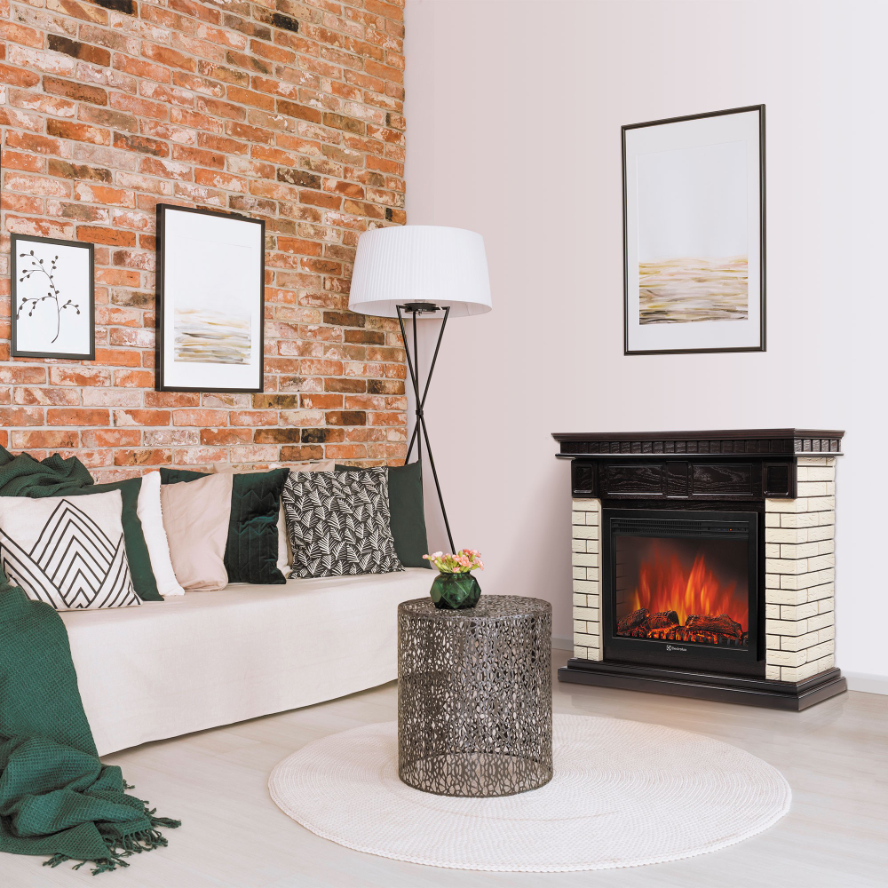 Каминокомплект: Очаг Electrolux EFP/P-2720RLS, портал Bricks 25 камень бежевый, шпон темный дуб