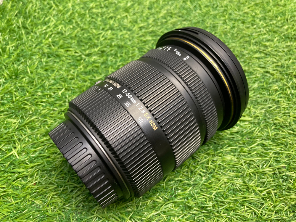 Sigma AF 17-50mm 2.8 EX DC OS HSM