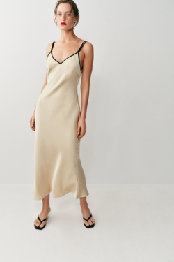 ZARA АТЛАСНОЕ ПЛАТЬЕ МИДИ С КОНТРАСТНОЙ ОТДЕЛКОЙ, БЕЖЕВЫЙ