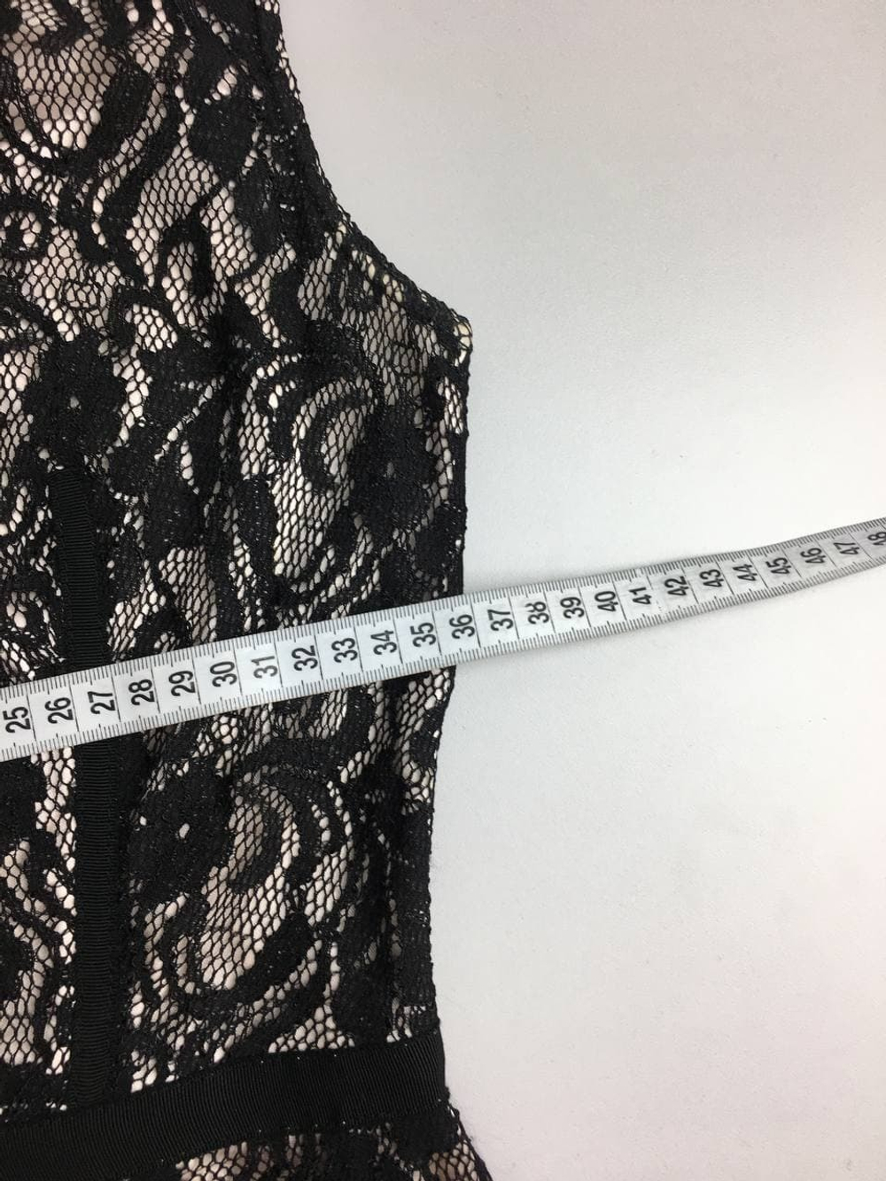 Платье OODJI нарядное 40 размер