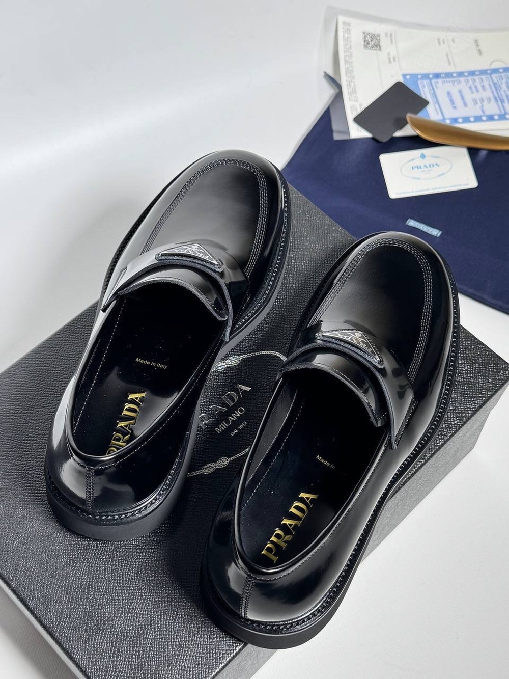 Лоферы Prada