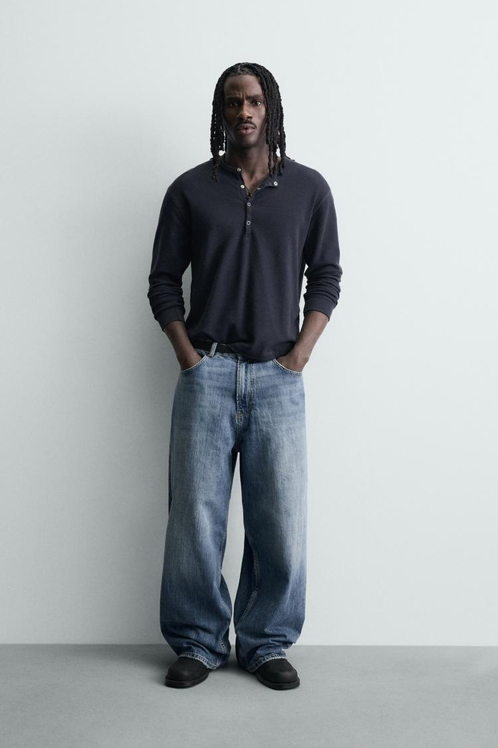 ZARA ДЖИНСЫ BAGGY FIT С РАЗРЕЗАМИ, ВЫЦВЕТШИЙ СИНИЙ