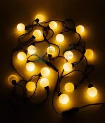 Светодиодная гирлянда шарики Fiesta, 5 м., 20 желтых LED ламп 40 мм, 220V, черный ПВХ, Beauty Led (HB20-11-2Y)