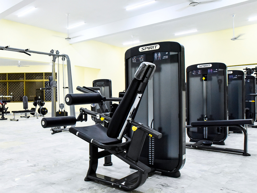 Сгибание ног сидя SPIRIT SP-3505 со стеком 109 кг