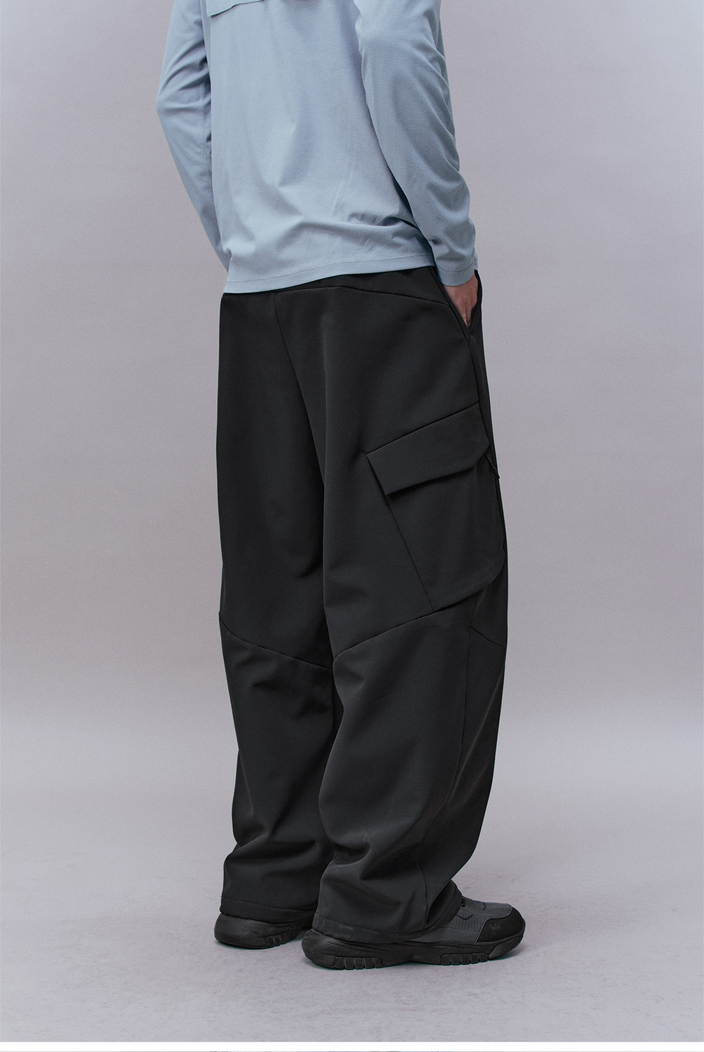 Брюки Nothomme “Monterest C6 Water-Repellent Fleece-Lined Outdoor Softshell Utility Pants”.