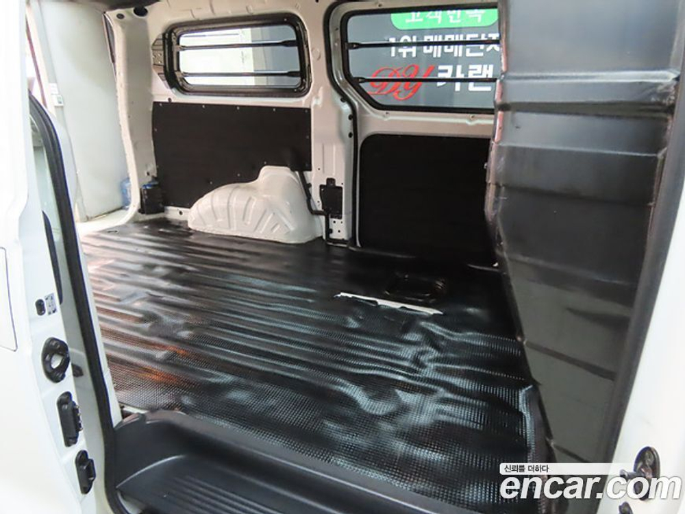 Hyundai The New Grand Starex Van 3-х местный (12.2020)