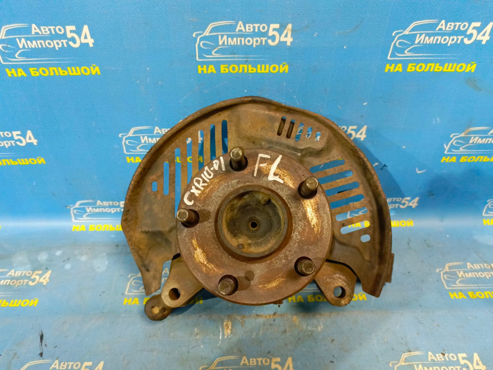 Ступица передняя левая TOYOTA ESTIMA 1993