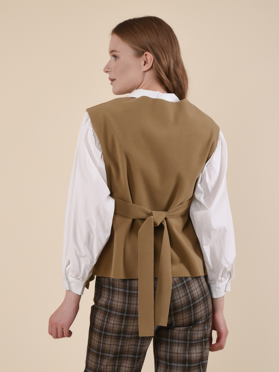 Жилет женский