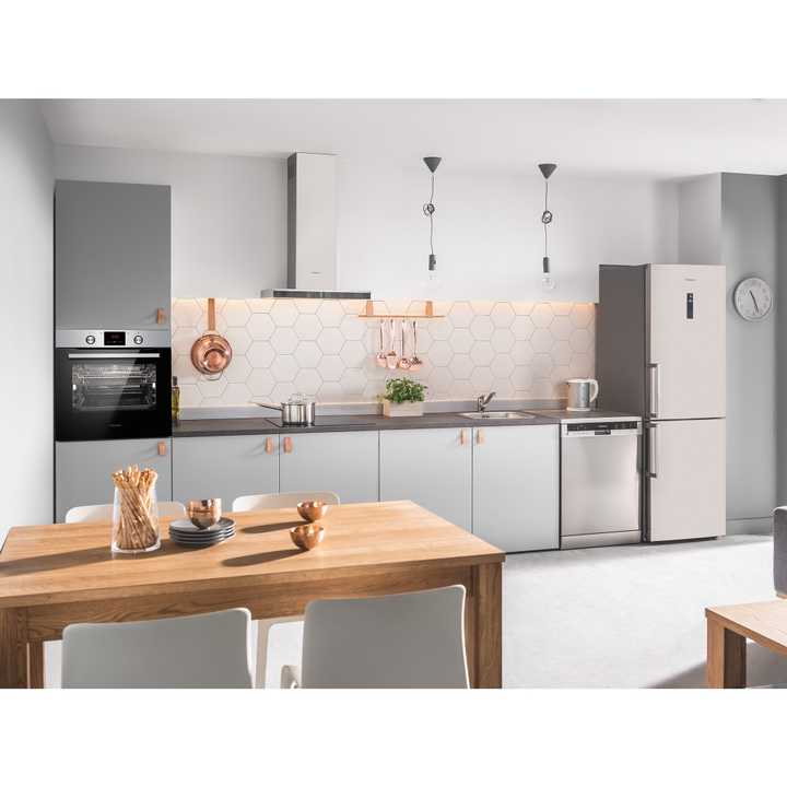 Духовой шкаф Hansa BakingPro BOEIS694001